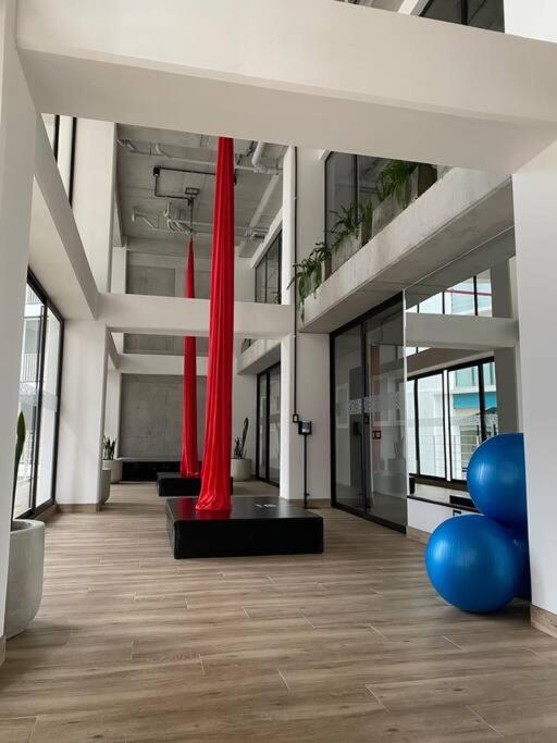 Moderno Apto Shift Zona 16, Cerca De Embajada Eeuu Y Explanada Cayala Γουατεμάλα Εξωτερικό φωτογραφία